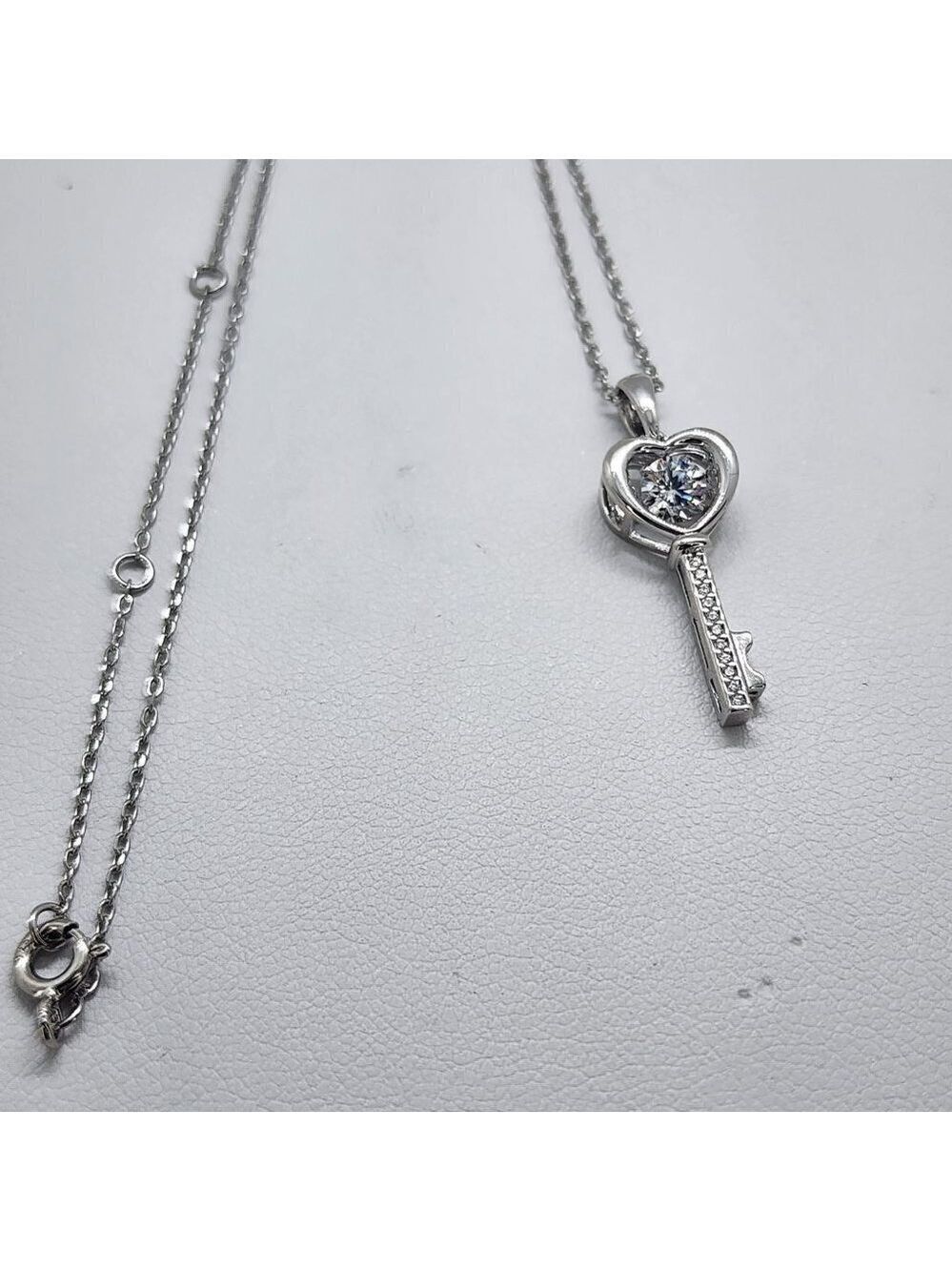 Brand New Sterling Silver 925 Key Heart Necklace - Picture 5 of 5